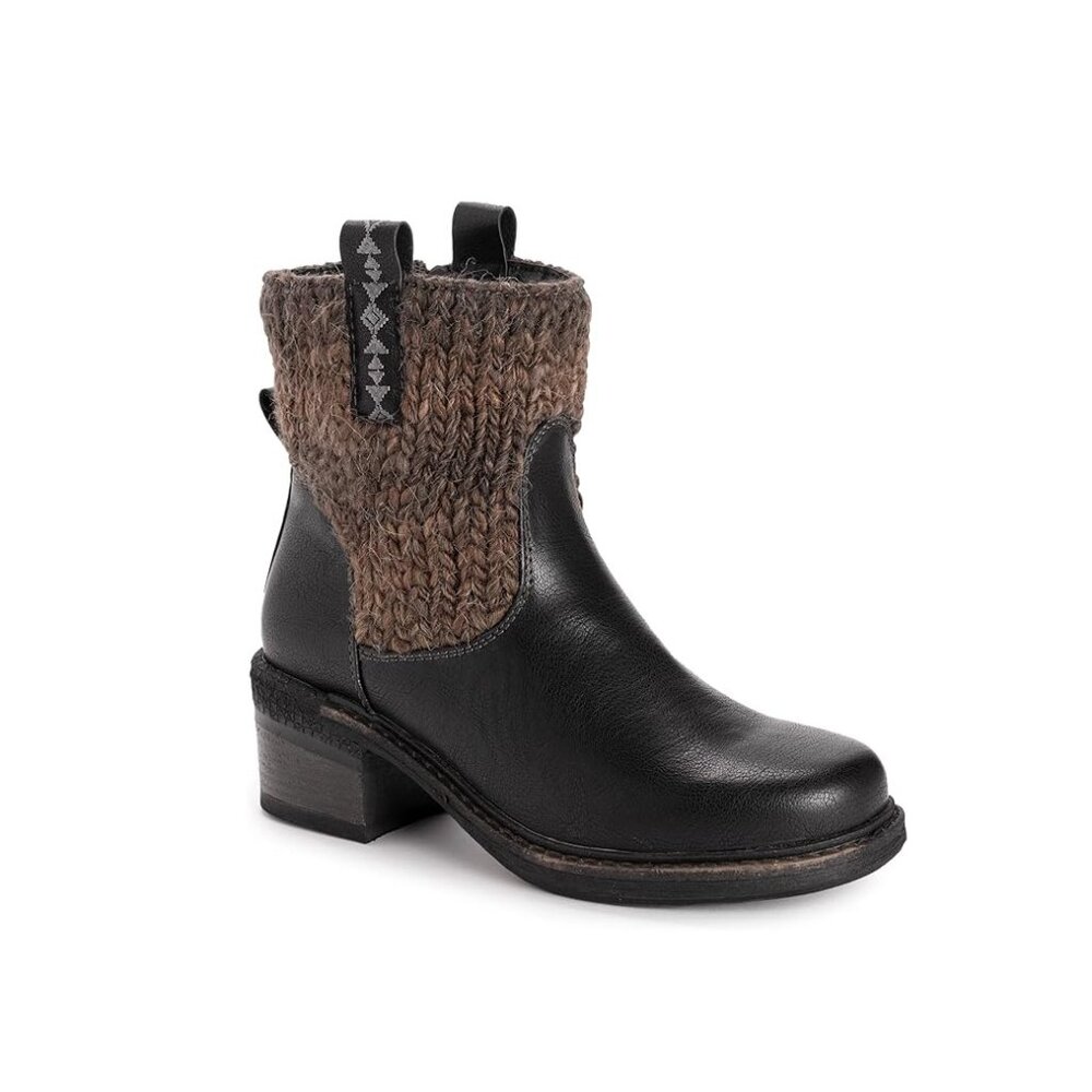NWT Muk Luk Women's Arya Arlene Slip On Ankle Boots Black Size 6 $95 RY1428